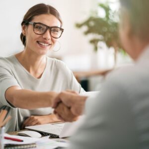 img of a meeting with a lawyer