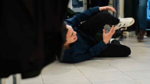 How to File a Slip and Fall Lawsuit Successfully